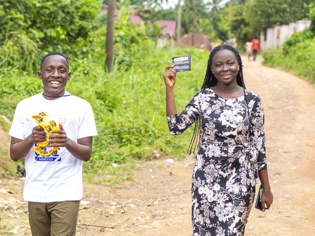 A Gospel tract received with joy during the Dompim outreach
