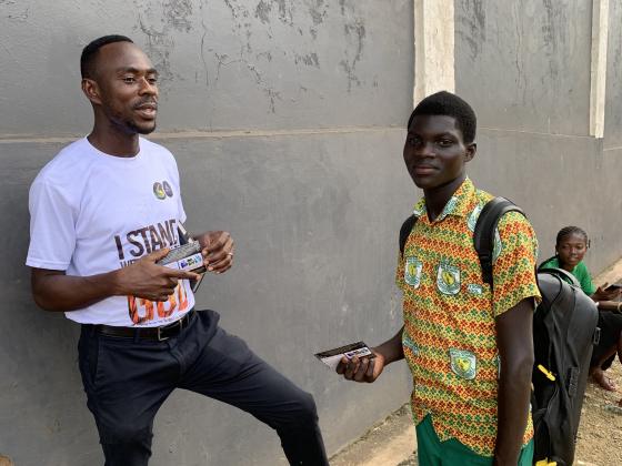 Sharing the Gospel with young men on the street